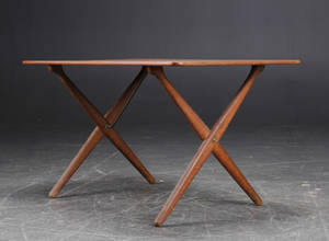 Hans J. Wegner Sofabord i eg og teak med krydsbensstel, Andreas Tuck