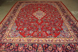 Persisk matta. Shahrbaft 372 x 280 cm.