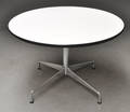Charles Eames. Rundt segmented Ø. 110cm.