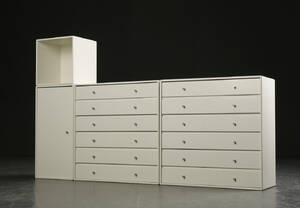 Peter J. Lassen for Montana. Fire reolmoduler af hvidlakeret MDF Denne vare er sat til omsalg under nyt varenummer 4021421