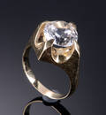 Ring af 14 kt med spinel