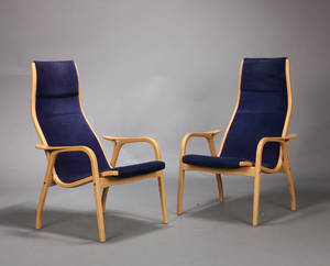 Yngve Ekström. Par Lamino lænestole, bøgetræ 2