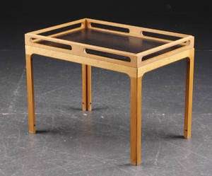 Dansk møbelsnedker, bakkebord i bøgetræ