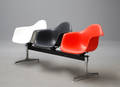 Charles Eames. Bænk 3.pers med armlæn
