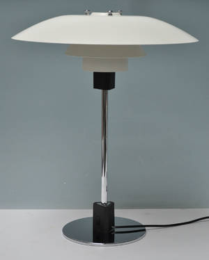 Poul Henningsen. PH 4½  3½ bordlampe 