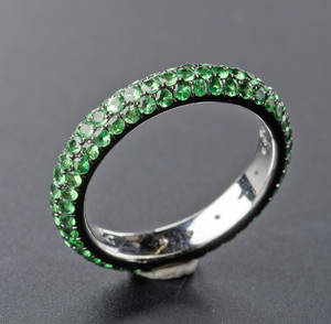 Memoire-Tsavorithring - ca. 1.80 ct. in Weißgold