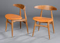 Hans J. Wegner. Par stole af egetræ 2