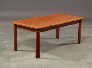 Dansk møbelproducent. Sofabord, teaktræ