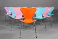 Arne Jacobsen. Sæt på ti stole syveren , model 3107 Multicoulor