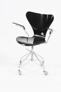 Arne Jacobsen. Kontorstol, model 3217 