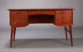 Dansk møbelproducent, fritstående skrivebord, teak, 1960erne