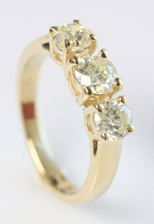 Brillantring, ca. 1.50 ct, 14 kt guld.