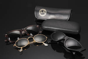 Tre par Rayban solbriller. 3