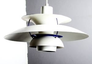 Poul Henningsen for Louis Poulsen. Pendel, model PH5 