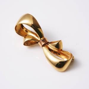 Brosch 18 k guld pärla