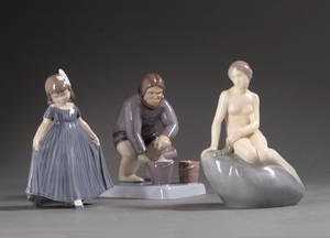 Samling figurer af porcelæn BG 2416, Kgl.P. 4431 og 2444 3