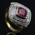 Rubin og diamant ring.