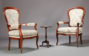 Par armstole samt sidebord, rococo form 3