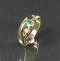 Ring in Gold mit Brillanten und Smaragd 