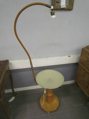 Golvlampfot, med glasskiva