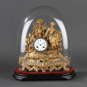 Nyrokoko kaminur af forgyldt zink