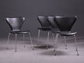 Arne Jacobsen 1901-1972. Fire syverstole model 3107 4