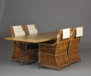 Langbord med plade af eg samt fire stole 5