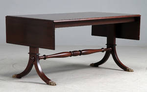 Sofabord, hepplewhite-stil, mahogni, 1900-tallet.