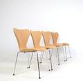 Arne Jacobsen, Stühle Modell 3107 in vegetativ gefärbtem Leder 4