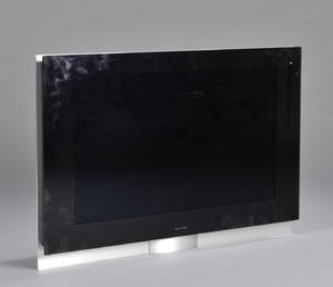 Bang  Olufsen. Beovision 7-32 fladskærm