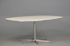 Arne Jacobsen - Piet Hein. Super Ellipse spisebord