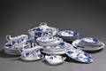 Flow blue service af fajance. Johnson Bros., Warwick. 45 Denne auktion er annulleret1982871