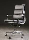 Charles Eames. Soft Pad kontorstol, sort læder  Denne vare er sat til omsalg under nyt varenummer 5083831