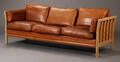 Dansk møbelproducent. Tre-pers. sofa, sæbe bøgetræ