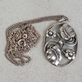 HALSBAND MED HÄNGE, Silver