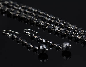 Diamant smykkesæt ca. 73.00 ct Bemærk lås defekt.