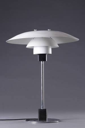 Poul Henningsen. PH 43 bordlampe