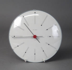 Arne Jacobsen vægur model Bankers 