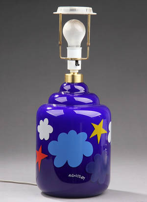 Per Arnoldi. Bordlampe af blåt glas.