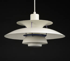 Poul Henningsen. PH5 pendel, hvidlakeret. Denne vare er sat til omsalg under nyt varenummer 5051396