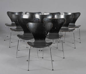 Arne Jacobsen. Ti stole, model 3107 10