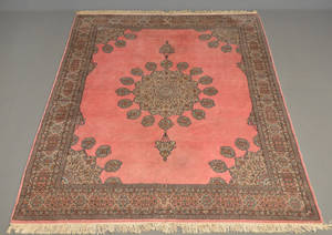 Orientalsk tæppe ca. 315x254 cm.