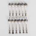KAFFESKEDAR, 12 st, silver, modell Olga, tot vikt ca 177 g