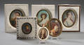 Samling miniature portrætter malt på ben 6