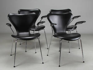 Arne Jacobsen. Fire stole, model 3207 4