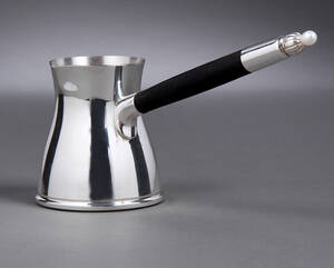 Haremlique. Moderne saucierkande til varm mæk af sterlingsølv