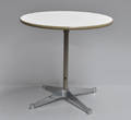Charles Eames. Cafebord fra Herman Miller.