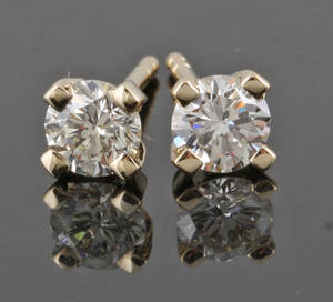Earrings in 14k  set with brilliant cut diamonds 0.57 ct 2
