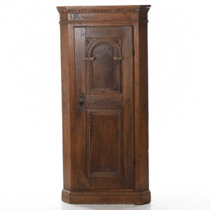 Hörnskåp 1800-tal