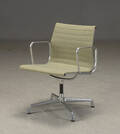 Charles Eames. Kontorstol, EA-108